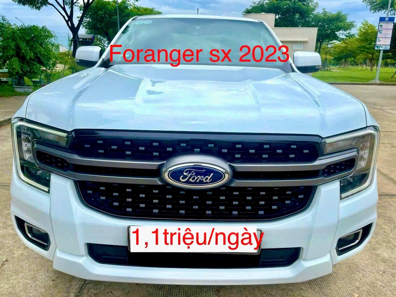 Cho thuê xe Ford Ranger 2023